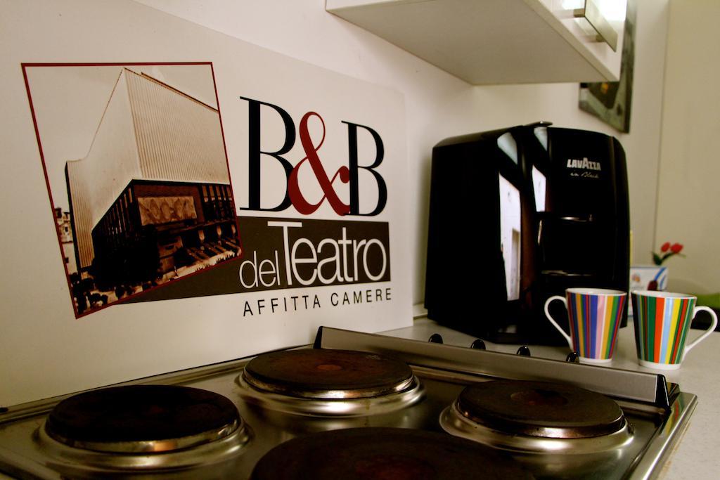 ברינדיזי B&B Affittacamere Del Teatro מראה חיצוני תמונה